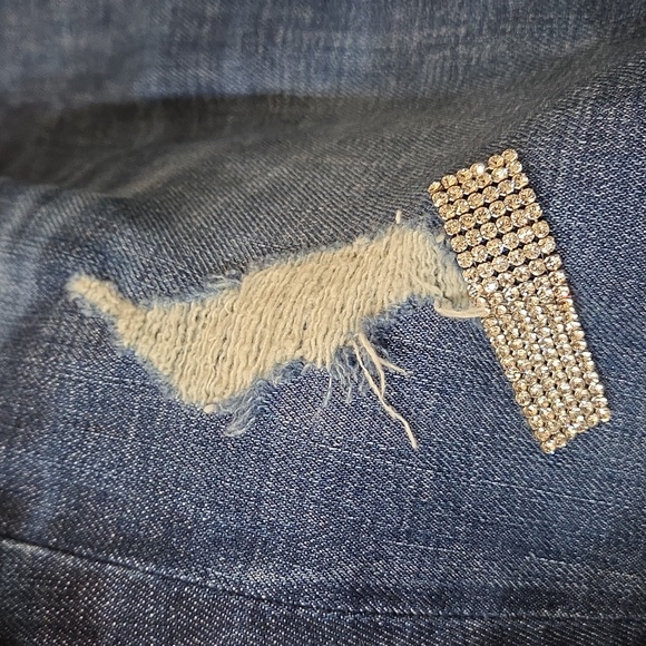RICH & SKINNY BUTTON FLY DISTRESSED RIPPED JEANS RHINESTONE EMBELLESHMENTS 29 - Picture 2 of 11